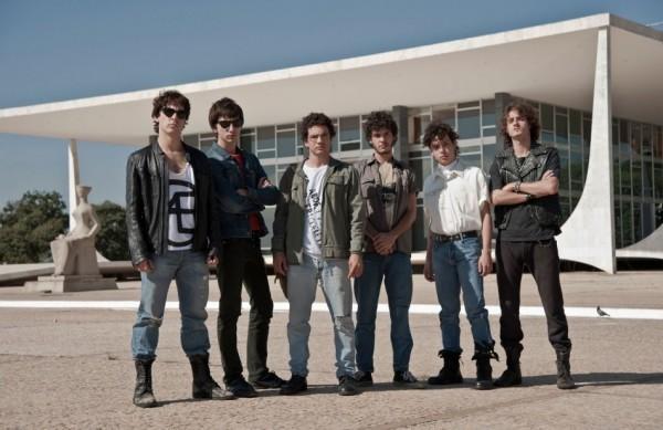 Cena do filme brasileiro 'Somos Tão Jovens', com direção de Antonio Carlos da Fontoura (Divulgação)