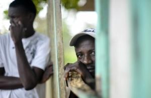 Os imigrantes enviam mensalmente US$ 100 (cerca de R$ 200) às famílias (Agência Brasil)