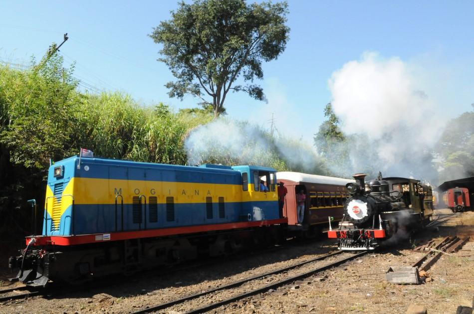 Passeio de inauguração da locomotiva restaurada pela ABPF (Edu Fortes/AAN)