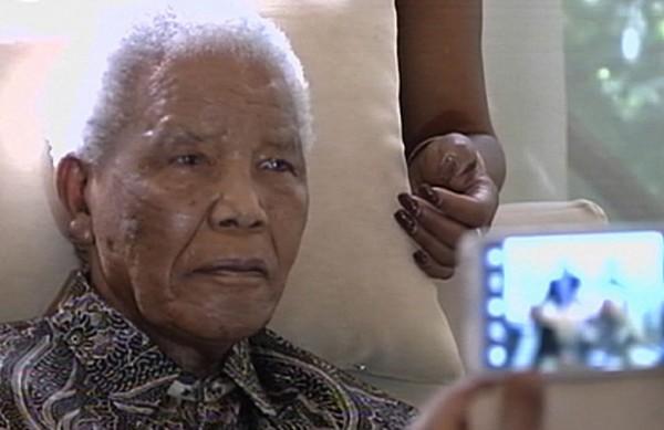 Imagens de Nelson Mandela divulgadas por uma TV pública sul-africana (France Presse)