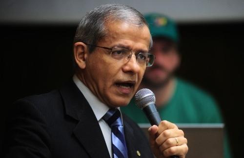 O conflito entre o STF e o Congresso começou justamente por uma PEC apresentada pelo deputado Nazareno Fonteles (PT-PI) que permite ao Legislativo cassar decisões do Supremo (Agência da Câmara)