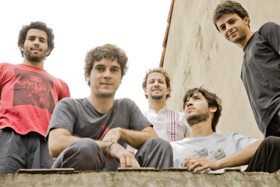 Banda se apresenta nesta sexta-feira, gratuitamente, no Terminal Metropolitano (Divulgação)
