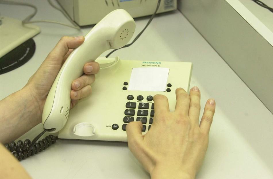 Rompimento de cabos deixou telefones fixos sem comunicação (Cedoc/RAC)