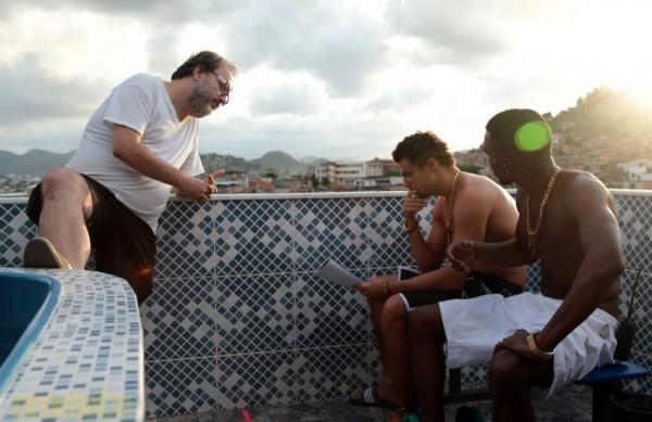 O diretor José Eduardo Belmonte durante as filmagens de seu mais recente longa, 'Alemão' (Divulgação)