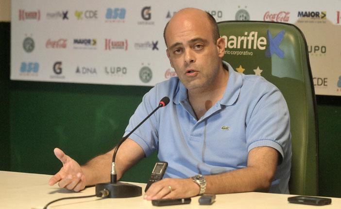 O presidente Álvaro Negrão tem 41 dias para montar o novo time (Leandro Ferreira/AAN)