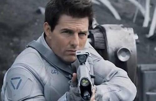 'Oblivion', filme estrelado por Tom Cruise, desbancou 42', longa sobre beisebol, que ficou em segundo lugar  Leia mais sobre esse assunto em http://oglobo.globo.com/cultura/tom-cruise-lidera-bilheteria-americana-com-oblivion-8176877#ixzz2R89xQFLK  © 1996 - 2013. Todos direitos reservados a Infoglobo Comunicação e Participações S.A. Este material não pode ser publicado, transmitido por broadcast, reescrito ou redistribuído sem autorização.  (Divulgação)