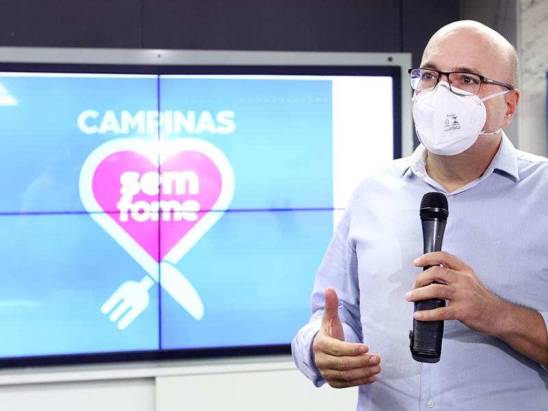 Prefeito de Campinas, Dário Saadi, durante lançamento da campanha de combate a fome  (Divulgação/ Prefeitura Municipal de Campinas)