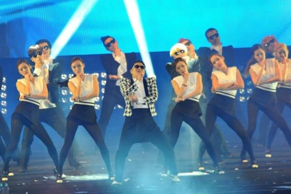 Show do cantor Psy (France Press)