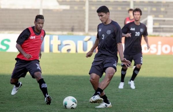 Treino da Ponte Preta (Rodrigo Zanotto)