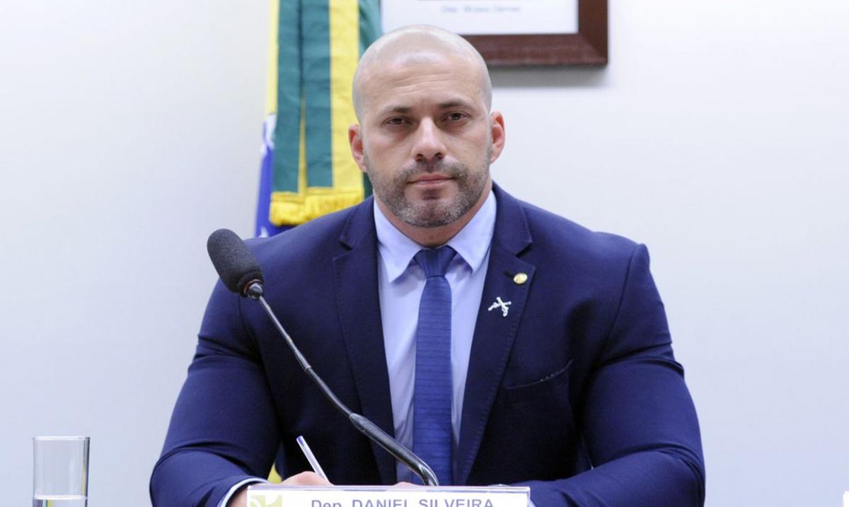 Advogado do deputado Daniel Silveira não foi encontrado para restabelecer o funcionamento da tornozeleira eletrônica (Divulgação)