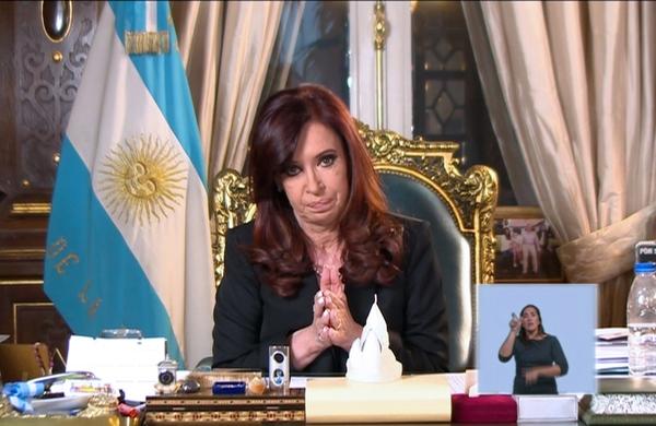 Presidente da Argentina, Cristina Kirchner durante discurso na TV local (France Press)
