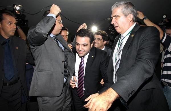 Deputado Marco Feliciano (PSC) chega para reunião em meio a confusão (Dida Sampaio/Agência Estado)