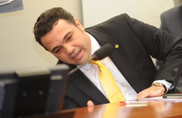 Deputado Marco Feliciano (PPS) durante sessão da Comissão de Direitos Humanos (Agência Brasil)