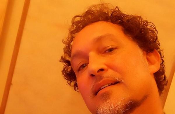 O cantor, compositor e violonista Claudio Nucci  (Divulgação)