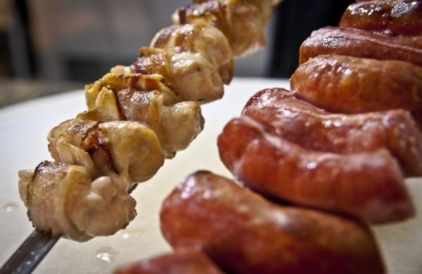 Não bastasse a gordura e o colesterol, cientistas descobriram mais uma razão pela qual o consumo de carne vermelha aumenta o risco para doenças cardiovasculares (Agência Brasil)