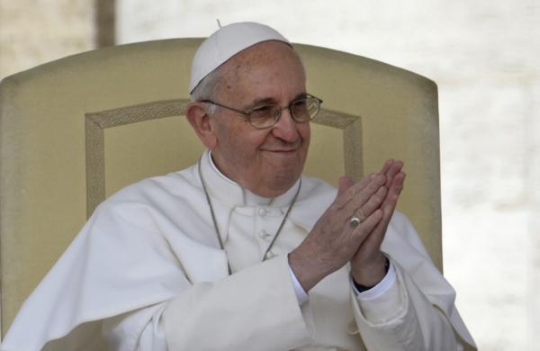 Papa Francisco durante audiência na Pra São pedro, no Vaticano (France Press)