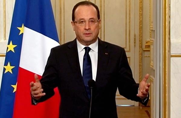 Presidente da França, François Hollande, durante discurso sobre polêmica no País (France Press)