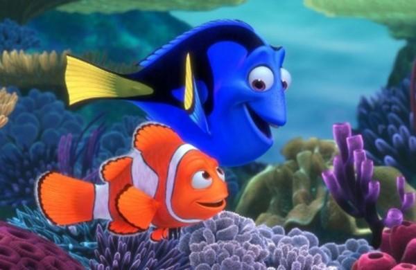 Cena do filme 'Procurando Nemo', com o protagonista e sua amiga Dory (Divulgação)