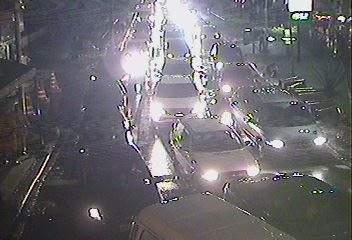 Travessia exige muita paciência de motoristas e passageiros (Nara Assunção)