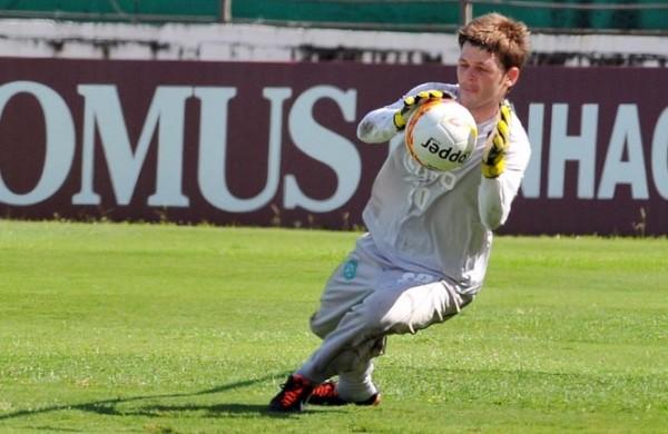 O goleiro Renan disse que o time não poder desperdiçar as chances que surgirem no jogo (Cedoc)