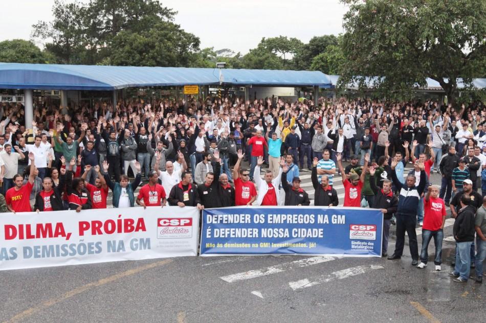 Assembleia dos trabalhadores da GM de São José dos Campos tenta impedir cortes (Divulgação)