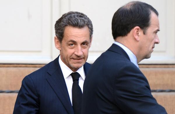 Ex-presidente francês, Nicolas Sarkozy é acusado de abuso de incapaz (France Press)