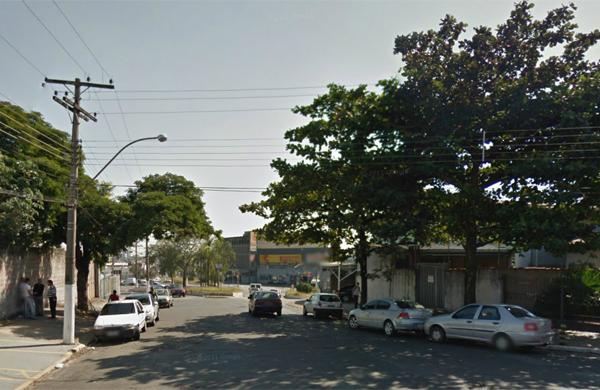 Avenida Senador Antônio Lacerda Franco, onde ocorreu o assalto (Google)