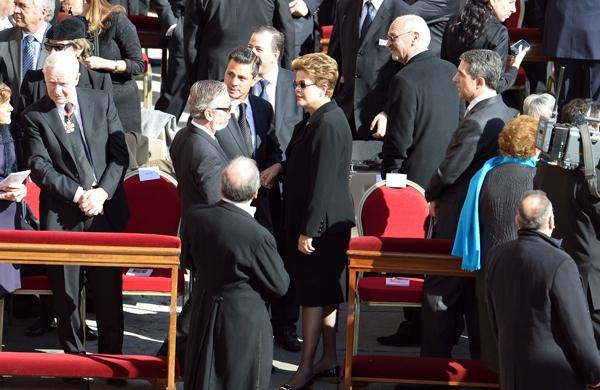 Presidente do Brasil durante a celebração da misa inaugural do papa Francisco, no Vaticano (France Press)