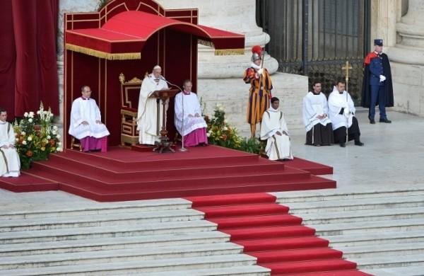 Pontífice solicitou o 'respeito por todas as criaturas de Deus e pelo entorno no qual vivemos' (France Press)