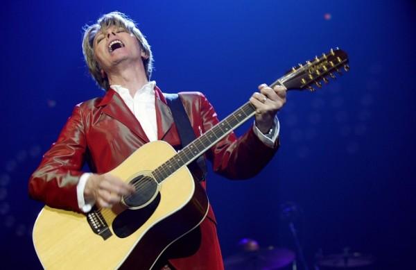  O ícone do rock britânico, cantor David Bowie (France Press)