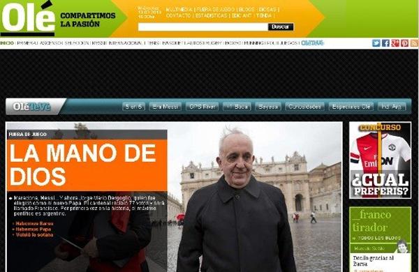 Reprodução do site do jornal esportivo argentino Olé com o Papa Francisco I ainda quando cardeal (Reprodução)