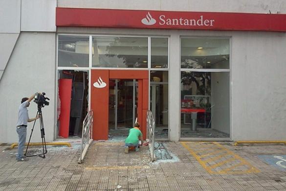PM foi acionada pela central de alarme do banco, que fica na Rua Bento de Arruda Camargo (Dorinaldo Oliveira/ AAN )