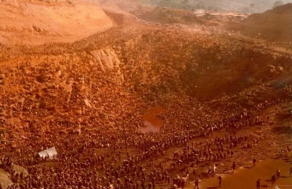Cena do filme "Serra Pelada - A Lenda da Montanha de Ouro" (Divulgação)