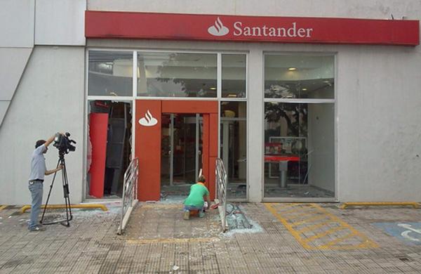 PM foi acionada pela central de alarme do banco, que fica na Rua Bento de Arruda Camargo (Dorinaldo Oliveira/ AAN )
