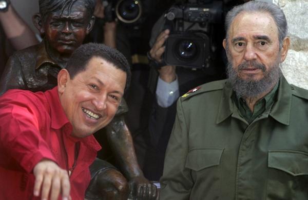 Hugo Chávez e Fidel Castro durante encontro realizado em Cuba (France Press)