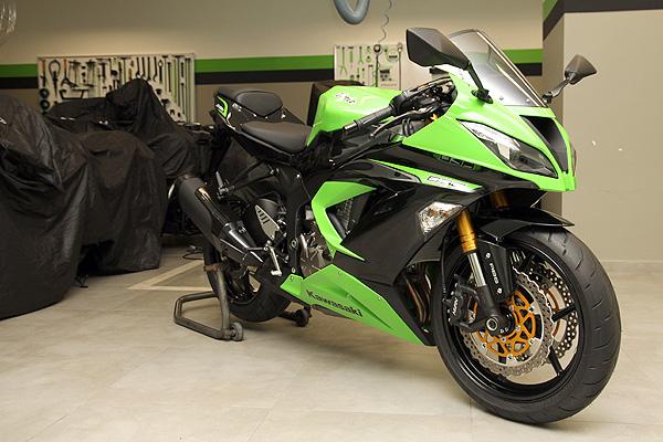 Kawasaki lança superesportiva ZX-6R 636 modelo 2013 (Osvaldo Furiatto Jr./AAN)