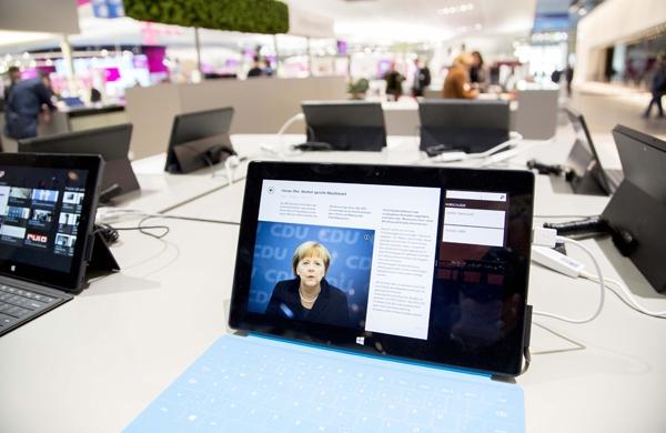 Feira de Hanover utiliza evolução tecnológica para exibir livros (France Press)