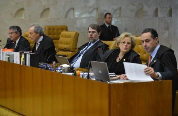 Na foto, os ministros Marco Aurélio, Ricardo Lewandowski, Dias Toffoli, Rosa Weber e Luís Roberto Barroso (José Cruz/ABr)