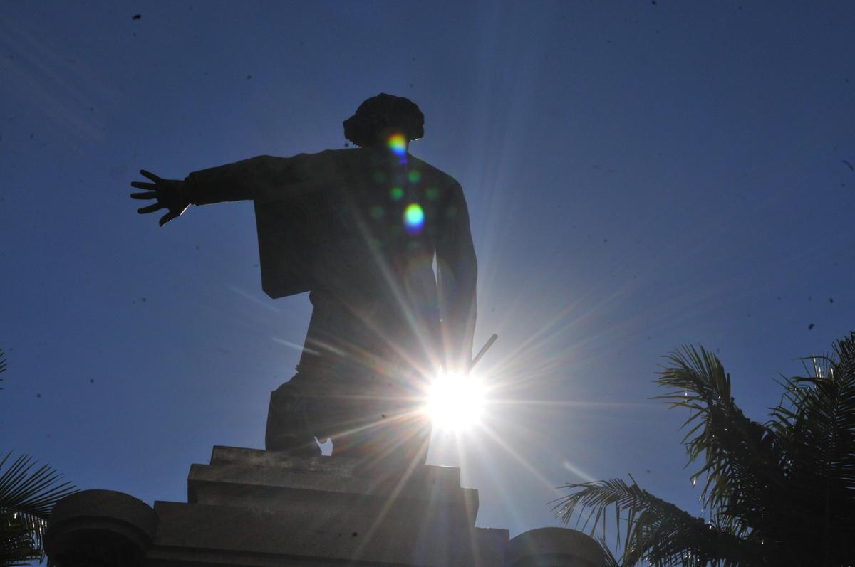 Monumento a Carlos Gomes, edificado no Centro de Campinas ( Dominique Torquato/AAN)