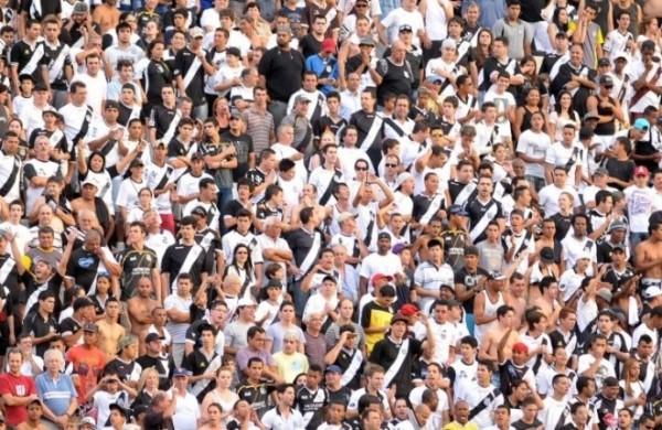 Ponte Preta enfrenta o Corinthians na Capital (Cedoc)