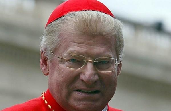 Entre os apontados como favoritos para suceder Bento XVI, está o italiano Angelo Scola (France Press)