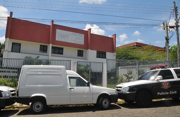 Fiorino estacionada em posto estava com parte da carga do megarroubo (Alessandro Rosman/AAN)