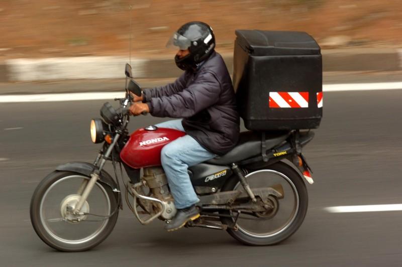 Curso de motofretista prepara o motociclista em diversos setores (Leandro Ferreira/AAN)