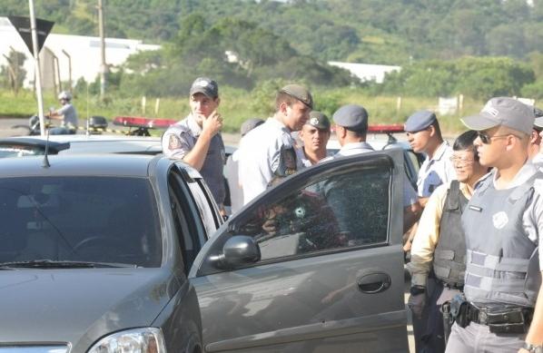 Ladrões foram detidos pelos PMs em Campinas (Dominique Torquato/ AAN)