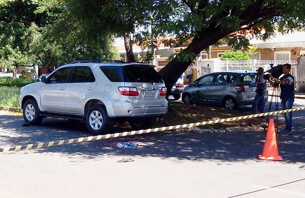 Bandidos tentaram roubar a caminhonete da vítima (Dorinaldo Oliveira/ Correio Popular)