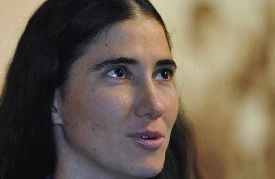 A bolgueira e jornalista cubana Yoani Sánchez aceita convite do PSDB e vai ao Congresso em Brasília (France Presse)