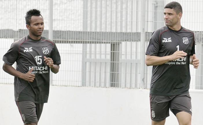 Chiquinho (à esq.) e William formaram a dupla titular do ataque na maioria dos jogos (Leandro Ferreira/AAN)