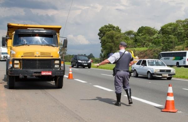 Polícia Militar prendeu 435 motoristas nas estradas paulistas durante o Carnaval (Divulgação/Portal do Governo do Estado de SP)