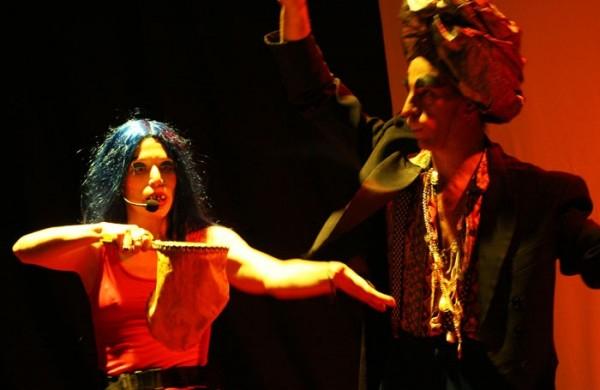 Cena da peça "Curta a Temporada", do Circo Vox (Divulgação)