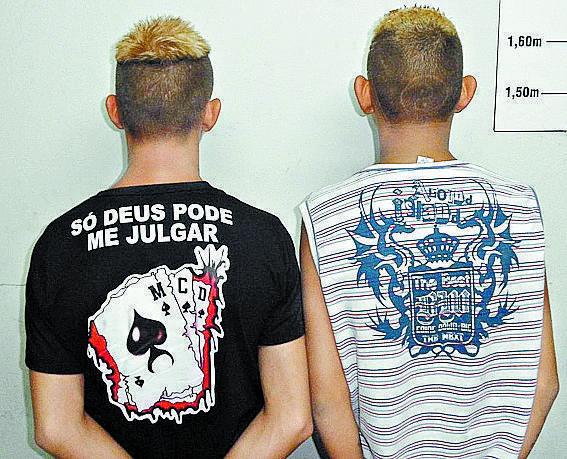 Apreendidos, adolescentes vão para casa de custódia (Divulgação)